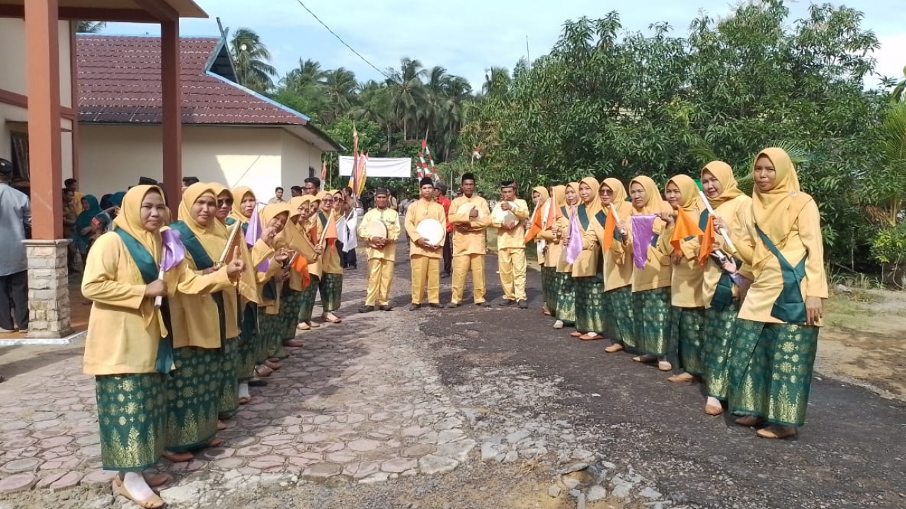 Seni dan Budaya untuk Desa Anti Korupsi: Kelompok Barudat Sosialisasikan 9 Nilai Antikorupsi di Desa Sabuai