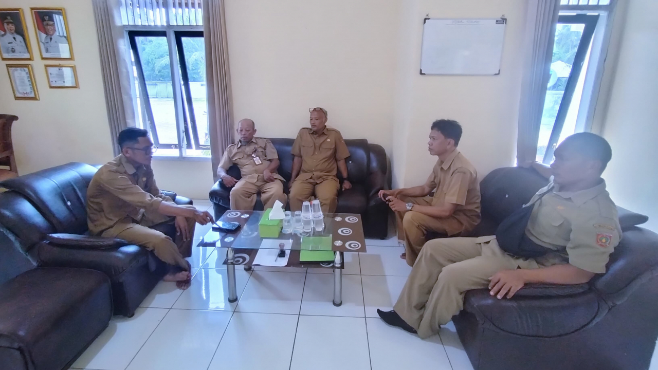 Dinas Perikanan dan Ketahanan Pangan Bina Desa Sabuai Menuju Kemandirian Pangan