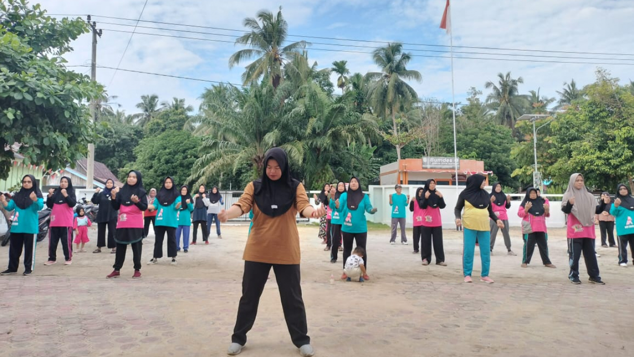 Senam Lansia Sabuai Penuh Kasih (SELASIH) Meriahkan Jumat Pagi di Desa Sabuai