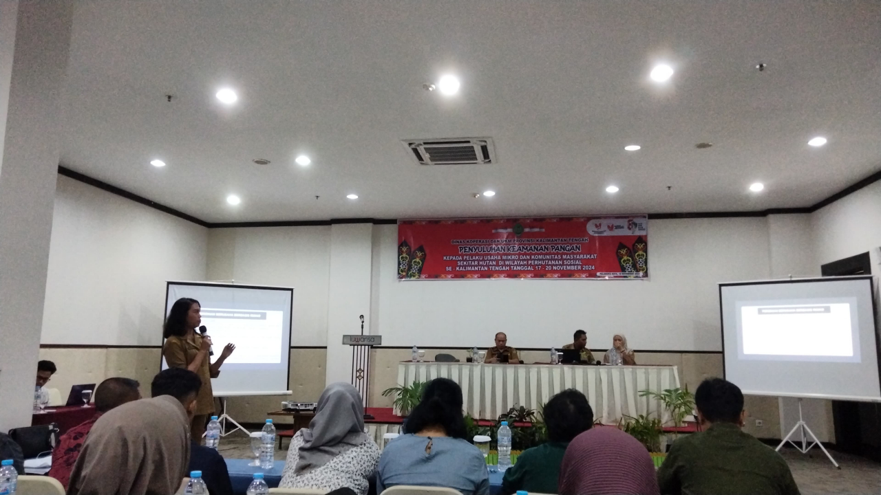 Pelatihan Keamanan Pangan bagi UMKM LPHD Desa Sabuai di Palangka Raya