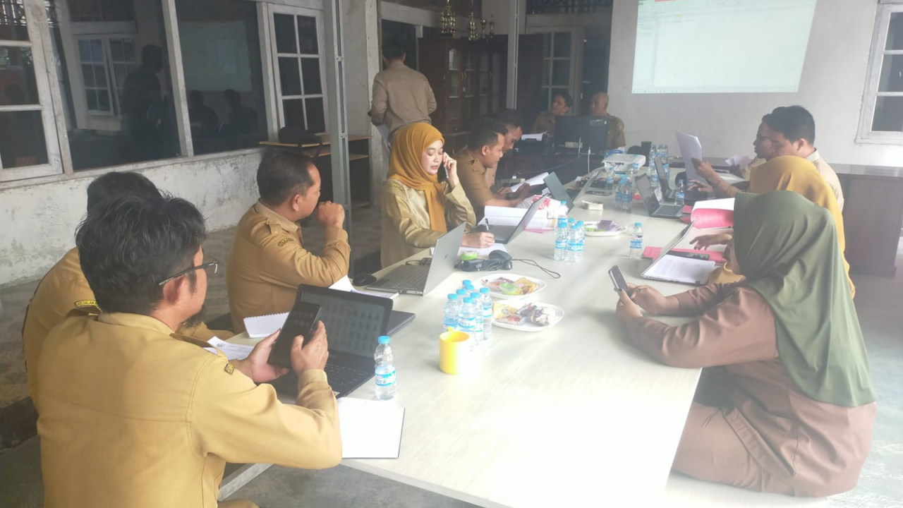 Pemerintah Desa Sabuai Mengikuti Rapat Koordinasi Penyusunan R-APBDes Tahun Anggaran 2025