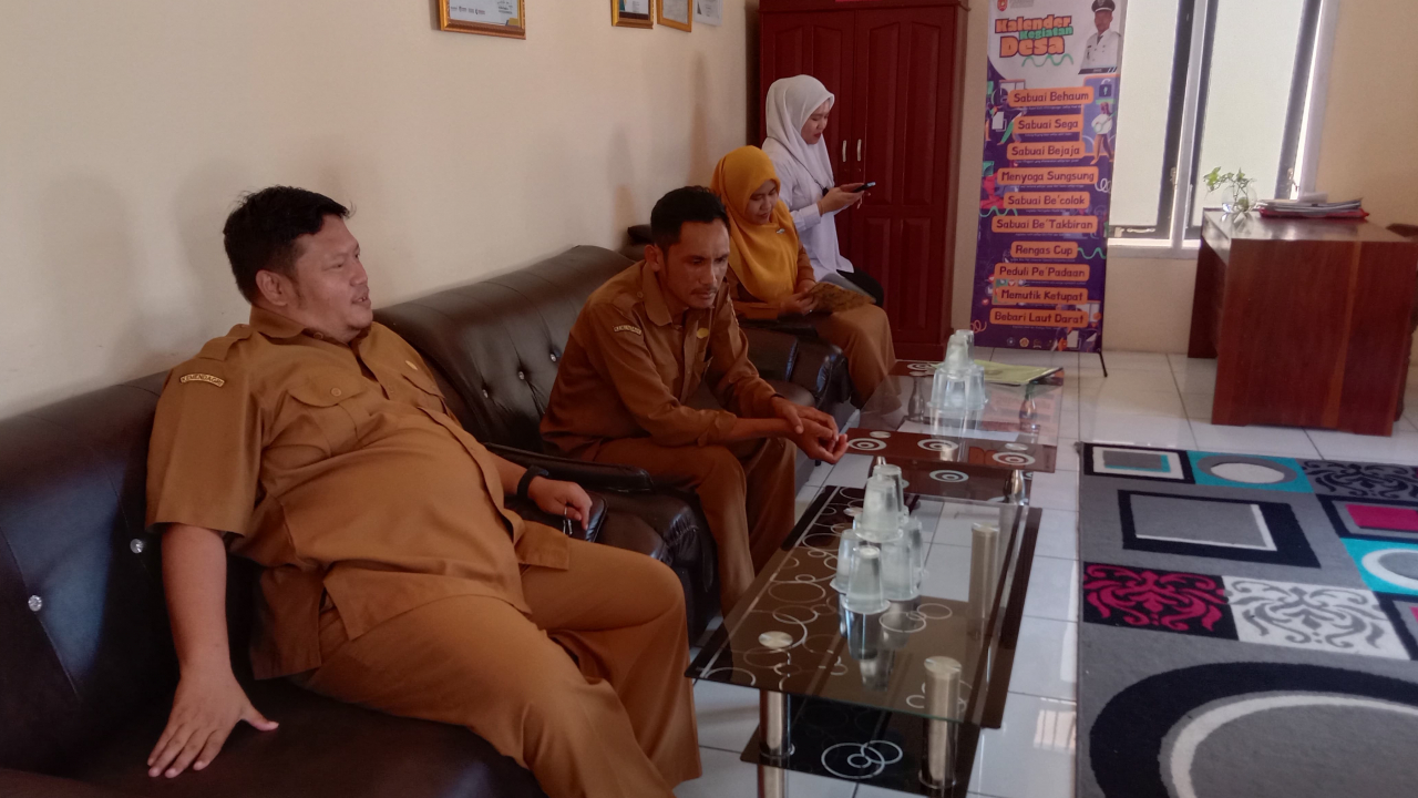 Kunjungan Dinas Sosial ke Desa Sabuai untuk Pendataan Lansia