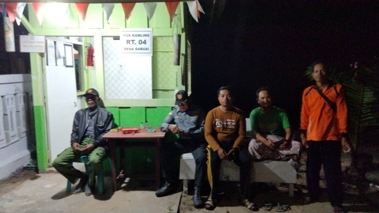 Satlinmas Desa Sabuai Siaga Amankan Pilkada 2024