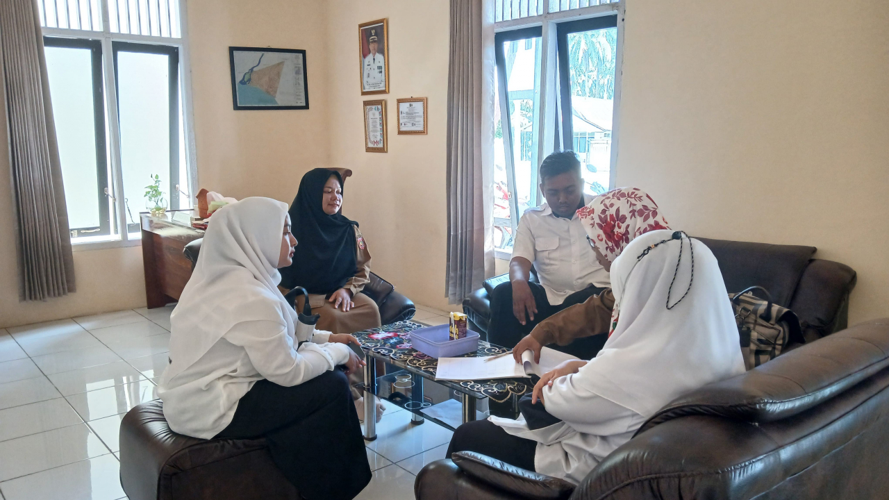 Monitoring Data Penerima Bansos, Dinas Sosial Kabupaten Kotawaringin Barat Kunjungi Desa Sabuai
