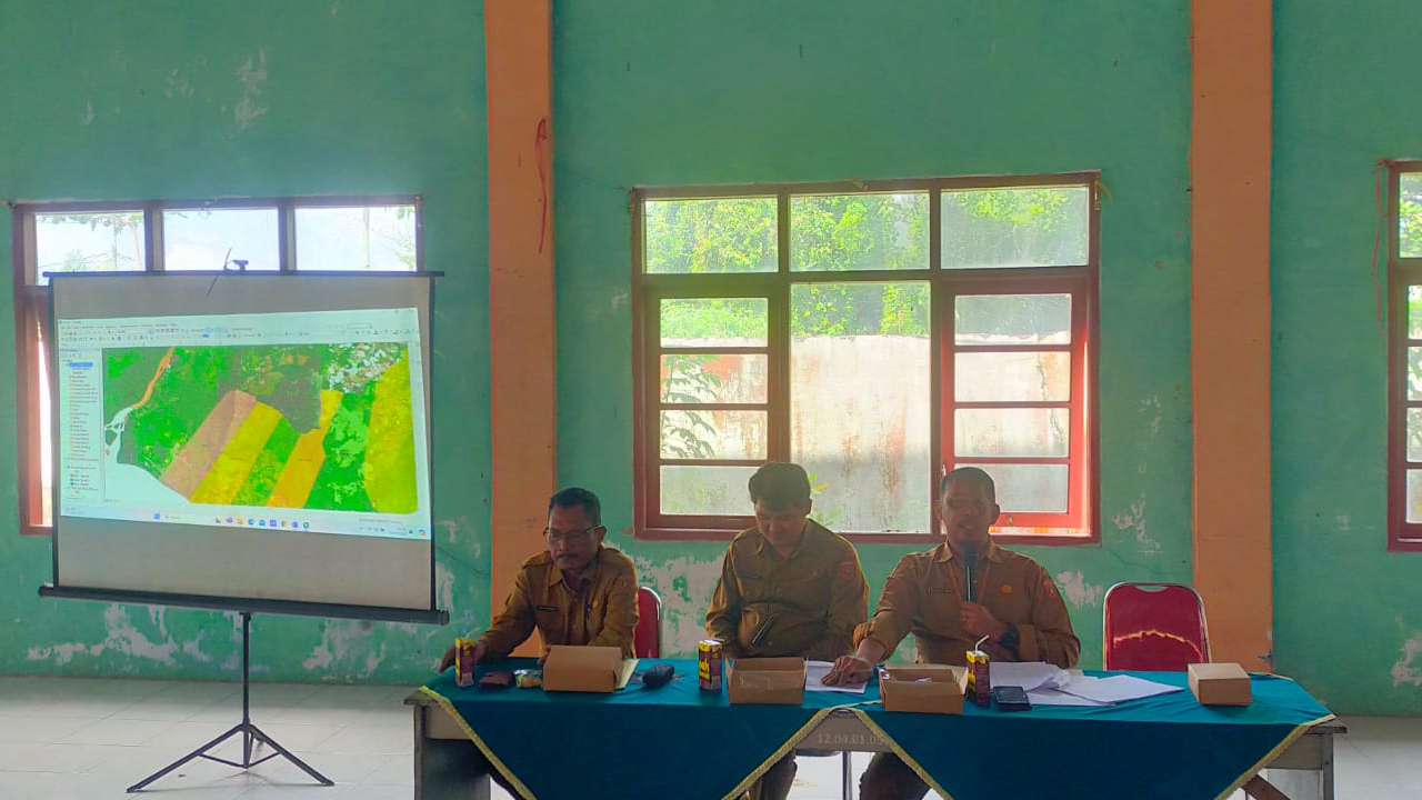 Rapat Koordinasi Percepatan dan Penegasan Batas Desa di Kecamatan Kumai