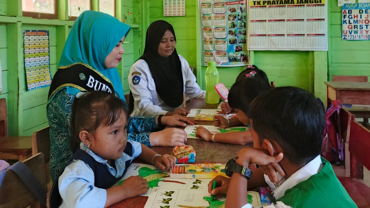 Transisi PAUD Desa yang Menyenangkan, Ibunda PAUD Lailatul Rida Berikan Dukungan Penuh