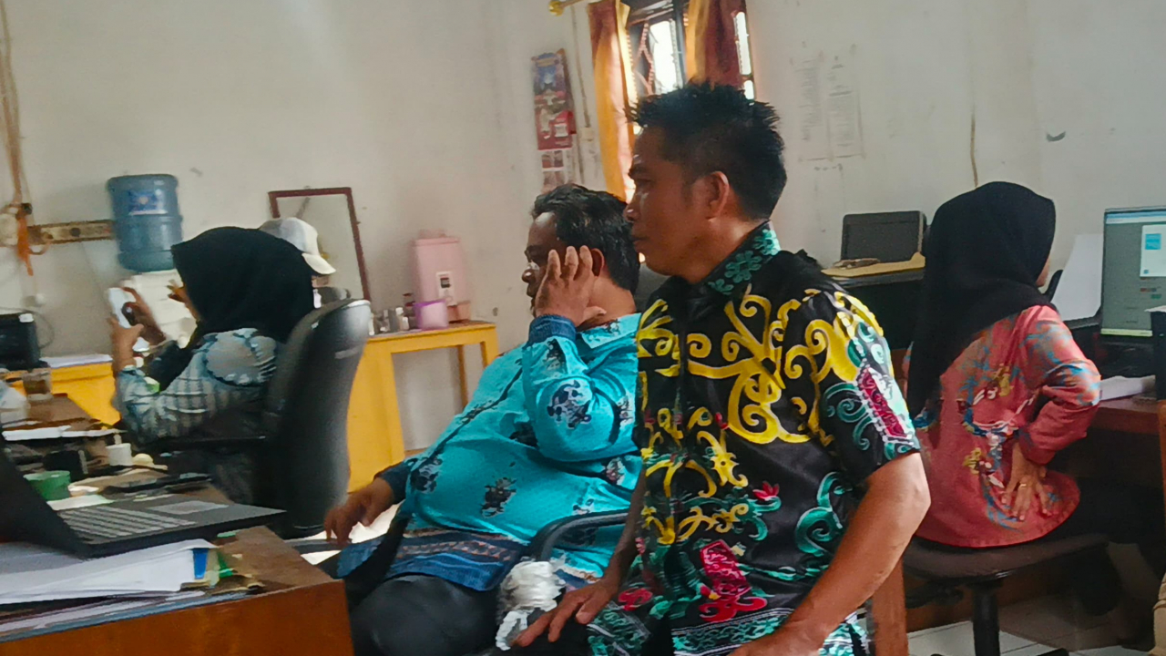 Camat Karau Kuala Berikan Rekomendasi Verifikasi APBDes Perubahan 2024