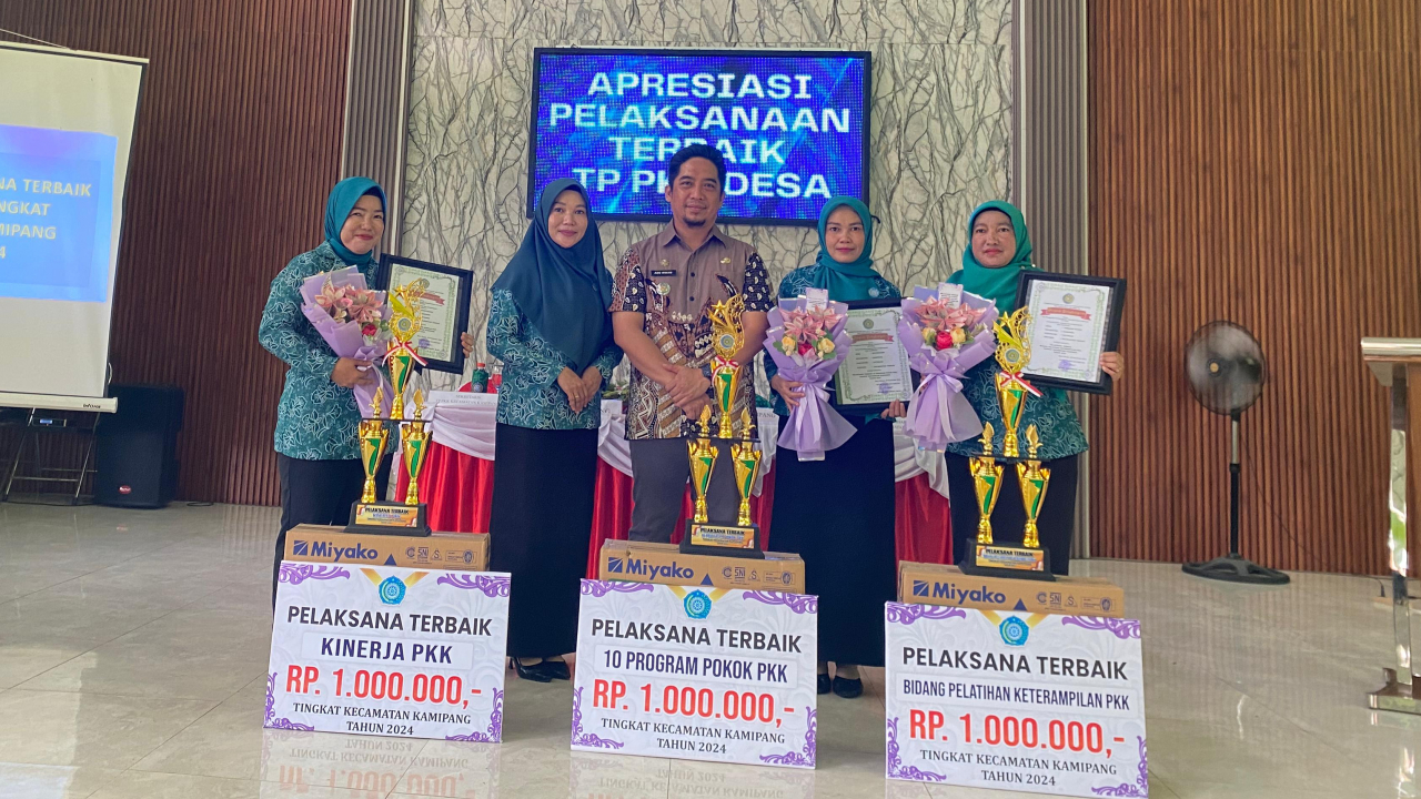 PERTEMUAN RUTIN TP PKK KECAMATAN KAMIPANG: AJANG APRESIASI, INOVASI, DAN KEBERSAMAAN