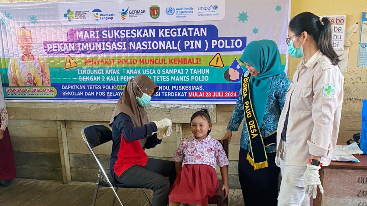 PEKAN IMUNISASI NASIONAL (PIN) POLIO DI DESA GALINGGANG