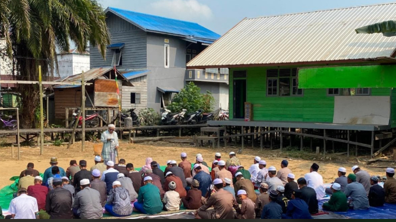 Pemdes dan Masyarakat Desa Galinggang Laksanakan Salat Istisqa