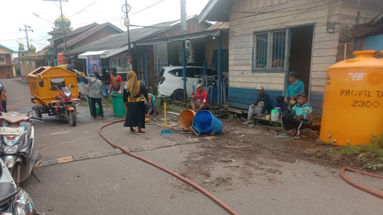 Kegiatan Gotong Royong Jum'at Bersih
