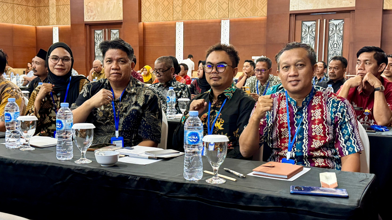 Kepala Desa Terawan Hadiri Pelatihan Pengembangan Unit Usaha BUMDes Berbasis Potensi di Palangkaraya