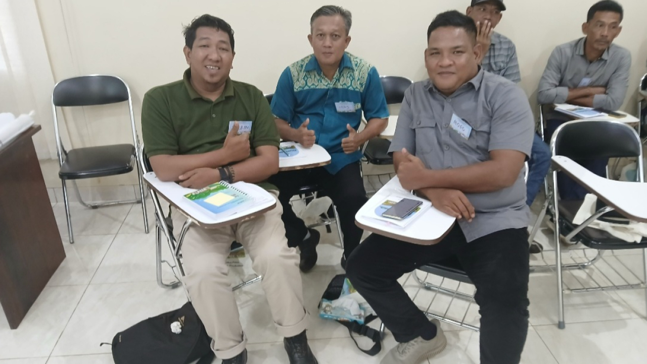 Sekretaris Desa dan Anggota BPD Terawan Dampingi Pengurus BUMDes Terawan Mengikuti Pelatihan di Sinar Mas Group