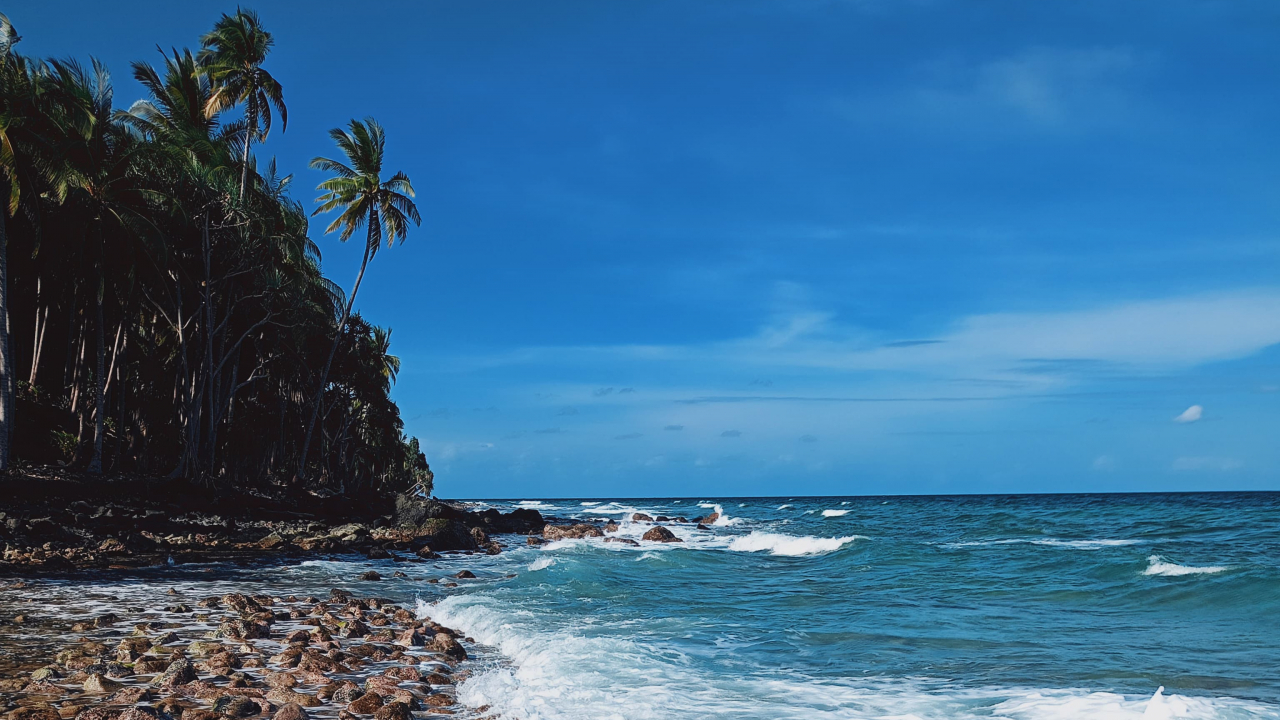 Pantai Biru