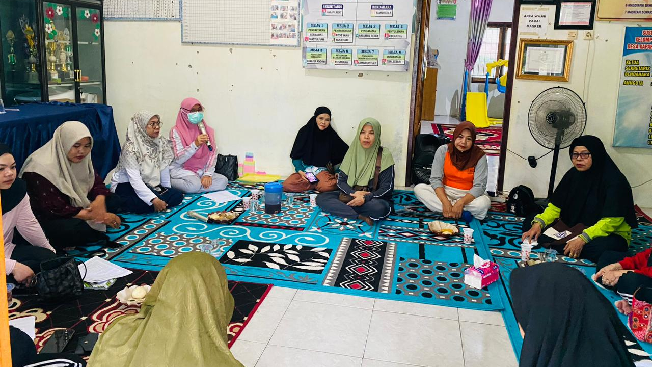 Sekolah Lansia S2 Desa Kapar Digelar di Aula PKK, Dihadiri Puluhan Lansia