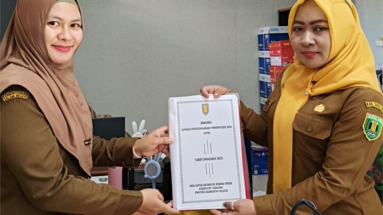 Sekretaris Desa Kapar Serahkan LPPD Tahun Anggaran 2025 di Kantor Kecamatan Murung Pudak
