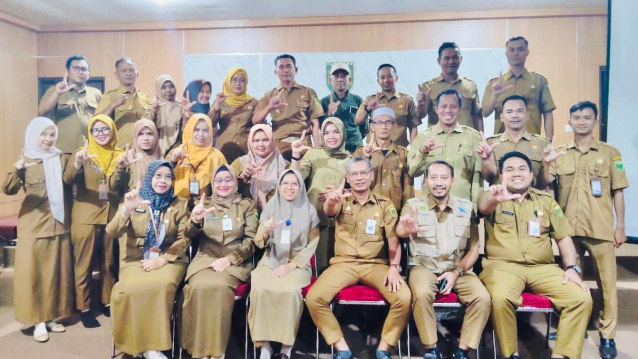 Pemanfaatan Titik Baca Digital di RTH Desa Kapar Upaya Mewujudkan Masyarakat Tabalong yang SMART