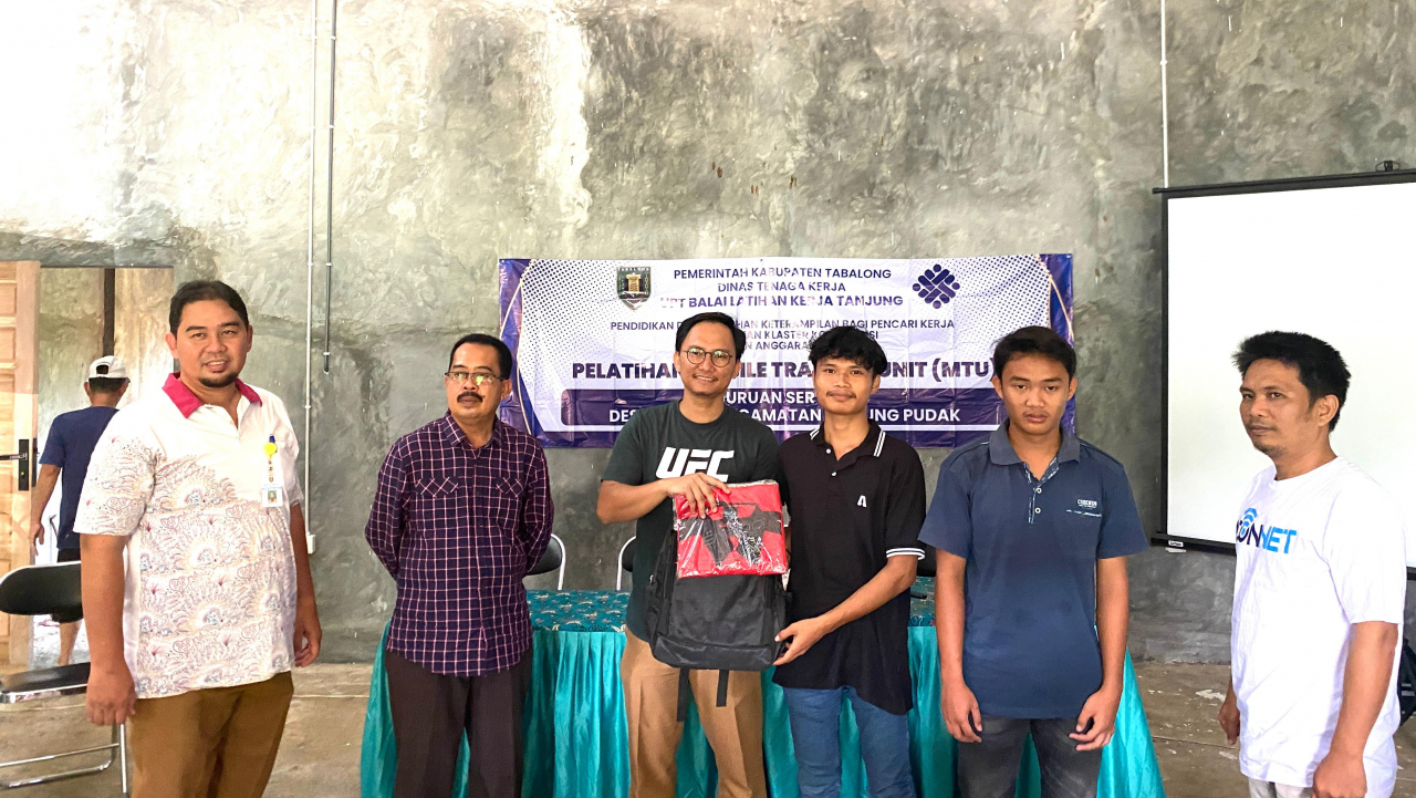 Pelatihan Service AC di Desa Kapar Tingkatkan Kompetensi Masyarakat
