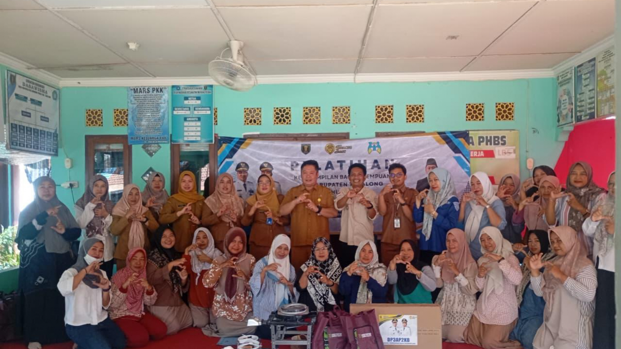 DP3AKB Tabalong Gelar Pelatihan Keterampilan Perempuan di Desa Kapar