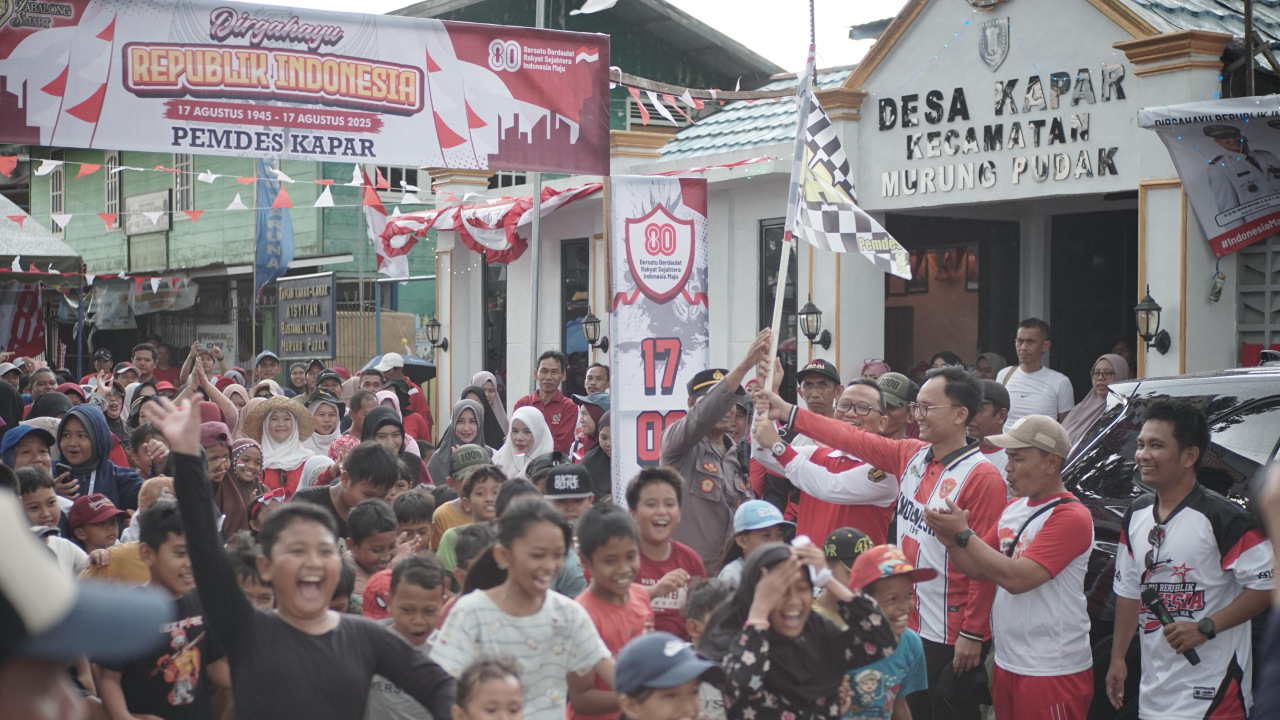 Meriahnya Jalan Sehat HUT RI ke-80 di Desa Kapar Langsung Dibuka Oleh Bupati Tabalong