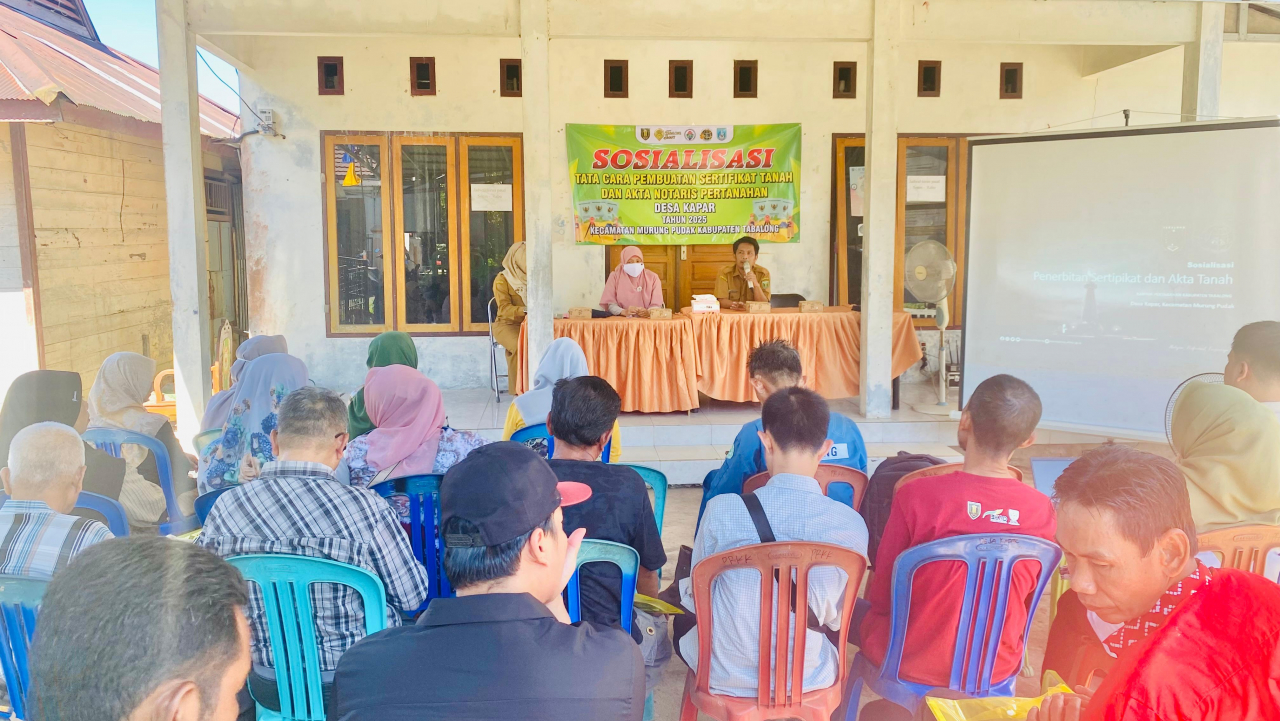 Sosialisasi Tata Cara Pembuatan Sertifikat Tanah dan Akta Notaris Pertanahan bagi Warga Desa Kapar Tahun 2025