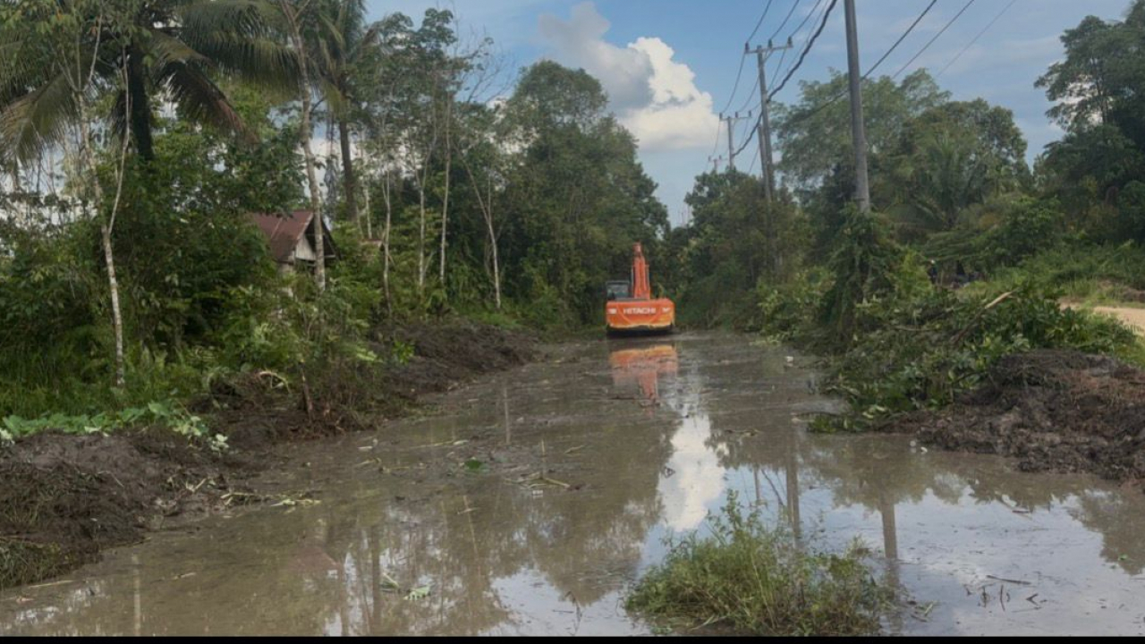 Pembukaan Kawasan Ketahan Pangan Desa Kapar dan Kopdes Merah Putih Kapar