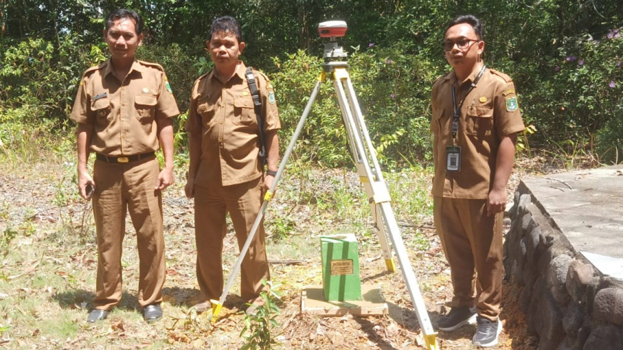 PEMASANGAN TAPAL BATAS DS G BESAR DENGAN DS G ANTASARI