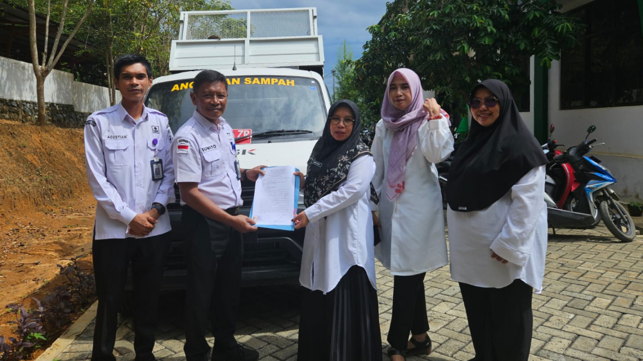 SEARH TERIMA PINJA PAKAI UNIT ANGKUTAN SAMPAH DARI DINNAS DLH UNTUK GUNUNG BESAR