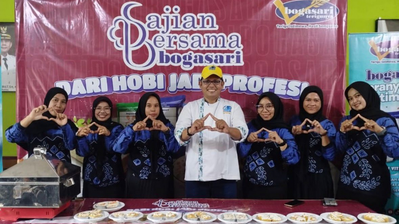 "Dari Dapur ke Panggung, TP-PKK Desa Baroqah Tampil Kompak dan Kreatif"