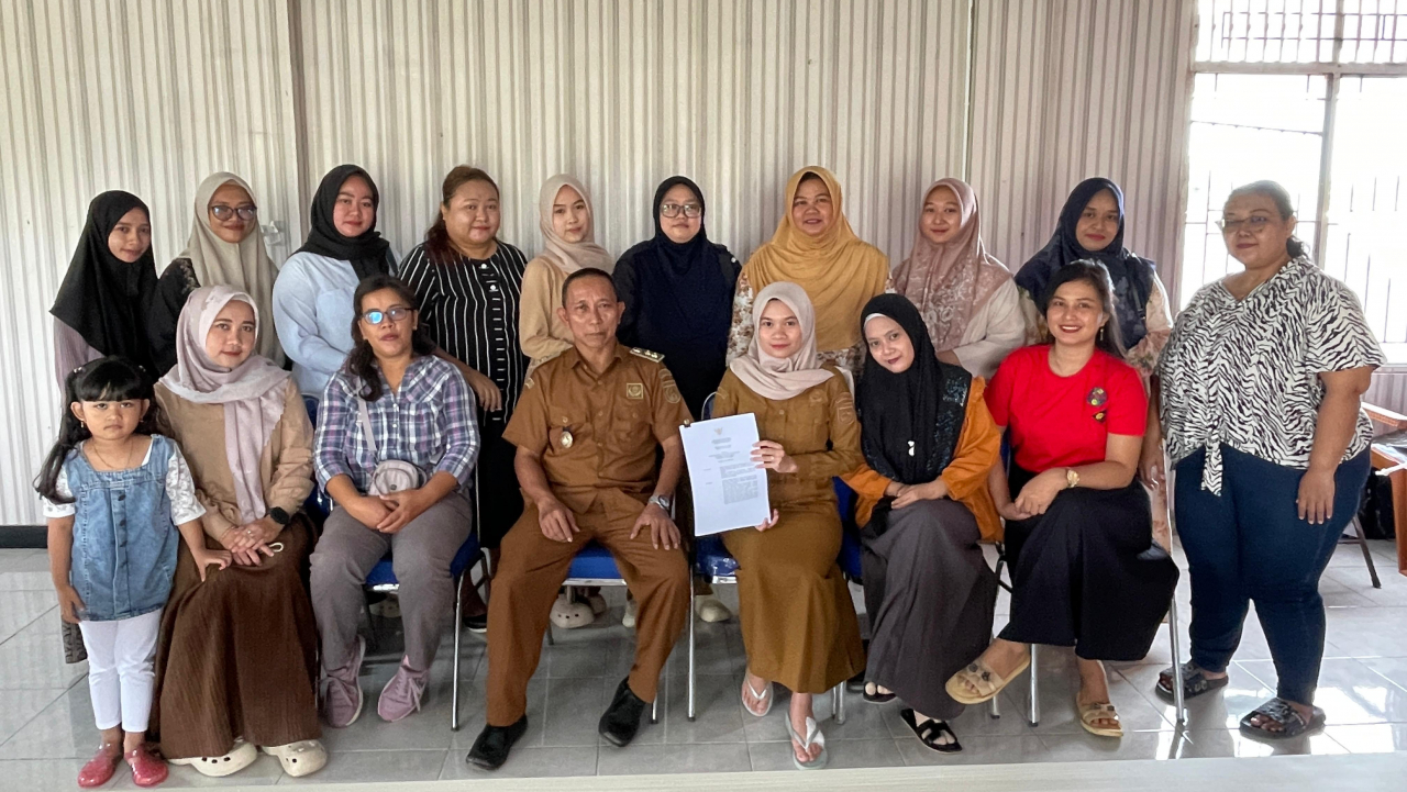 14 Guru PAUD di Desa Baroqah Terima Tambahan Penghasilan dari Dana Desa