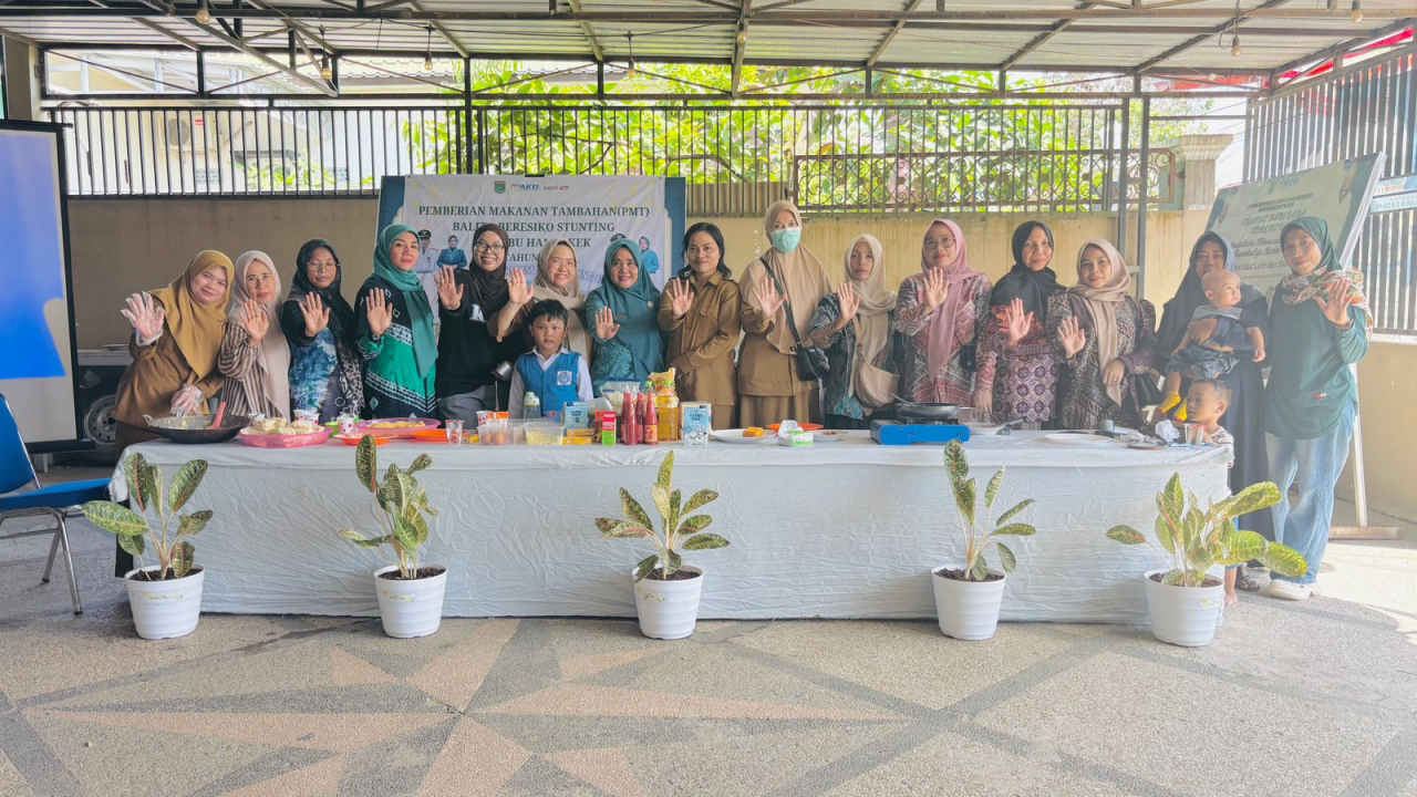 Gandeng Ahli Gizi, Desa Baroqah Gelar Demo Memasak untuk Pemenuhan Gizi Anak
