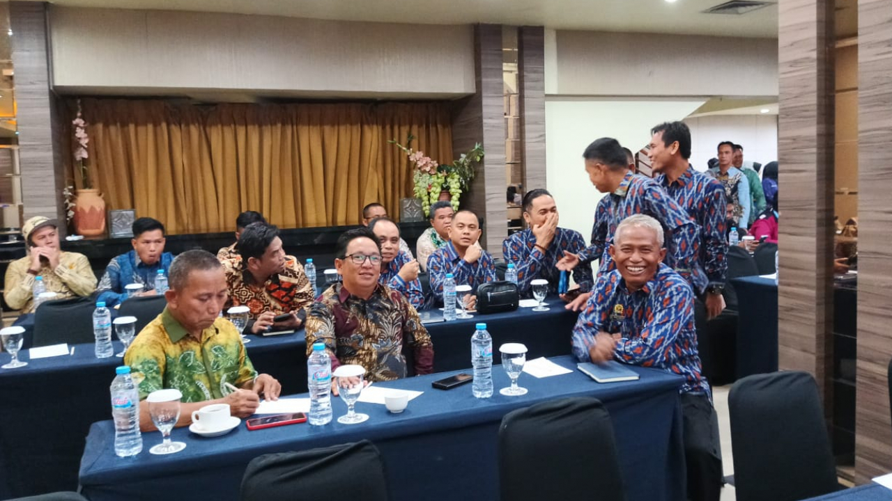 Bimtek Pengawasan Koperasi Desa Merah Putih: Kepala Desa Baroqah Ambil Bagian