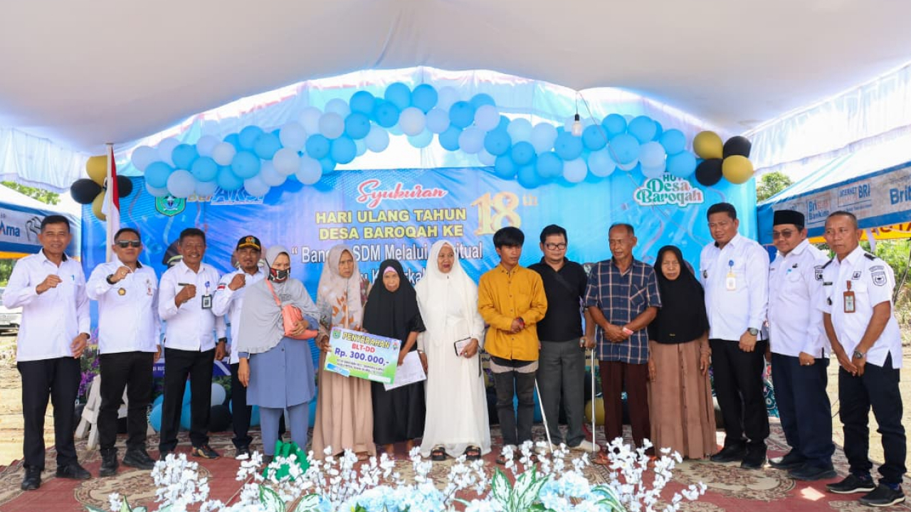 47 KPM Desa Barokah Terima BLT Bertepatan dengan HUT Desa ke-18