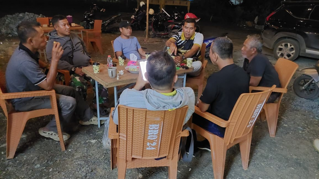 Pasca Launching, Kades, Danramil, dan Babinsa Nikmati Racikan Kopi dari Barista VTRN_CO
