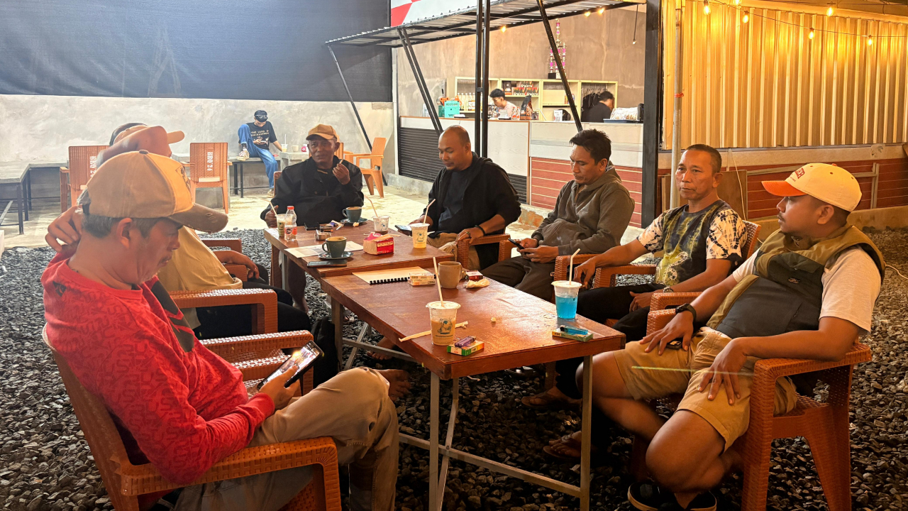 Cafe BUMDes VTRN_CO Jadi Tempat Diskusi Pemerintah Desa dan Stakeholder Setempat