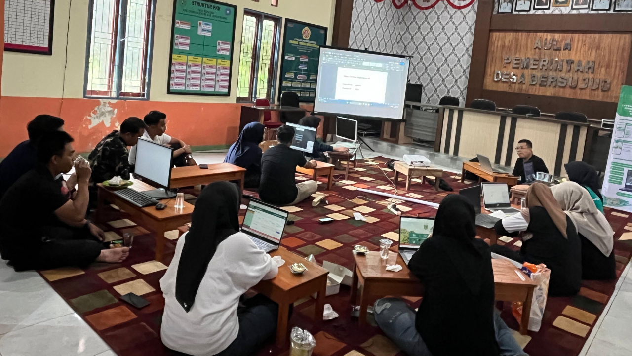 Pelatihan Layanan Digital di Desa Bersujud: Langkah Menuju Pelayanan Publik yang Lebih Baik