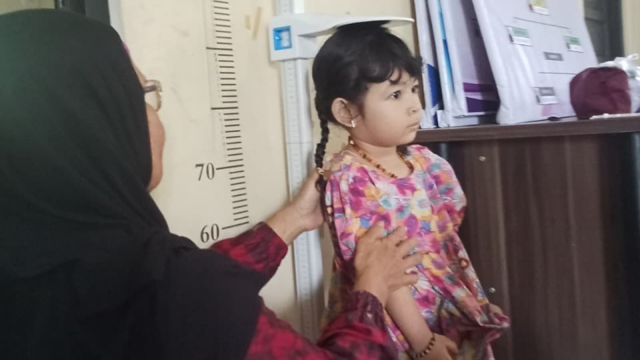 Desa Muara Ninian Laksanakan Posyandu Balita untuk Pantau Tumbuh Kembang Anak