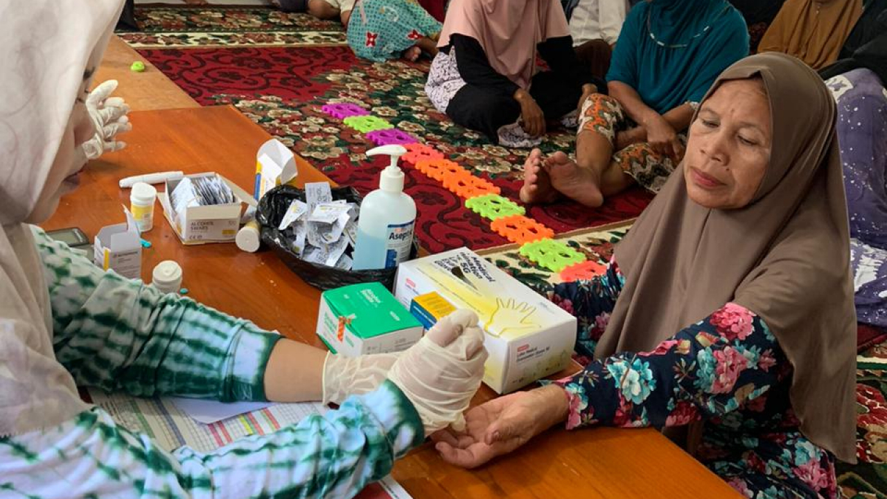 Desa Muara Ninian Laksanakan Posyandu, Posbindu, dan Posyandu Lansia untuk Tingkatkan Pemantauan Kesehatan Masyarakat