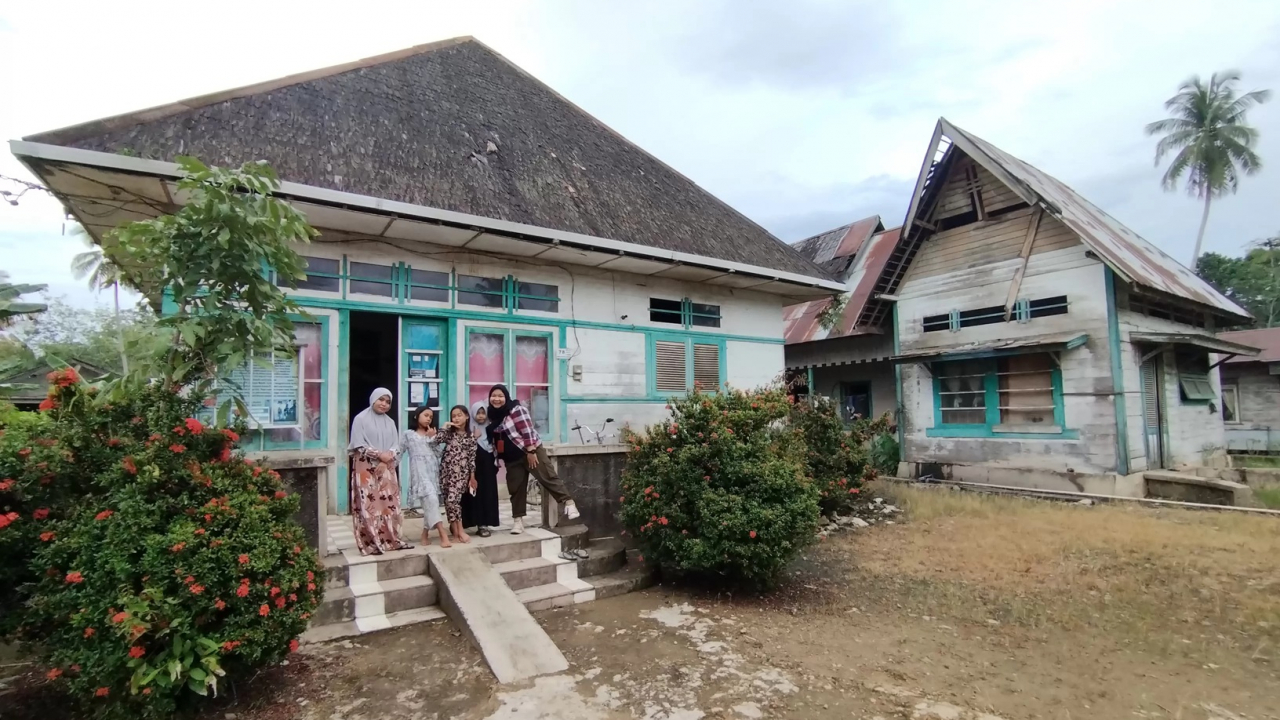 Rumah Batu di Desa Muara Ninian