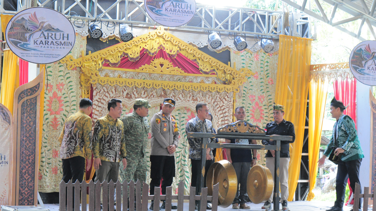 Aruh Karasmin Pahuluan Hidupkan Semangat Pelestarian Budaya Banjar di Desa Muara Ninian