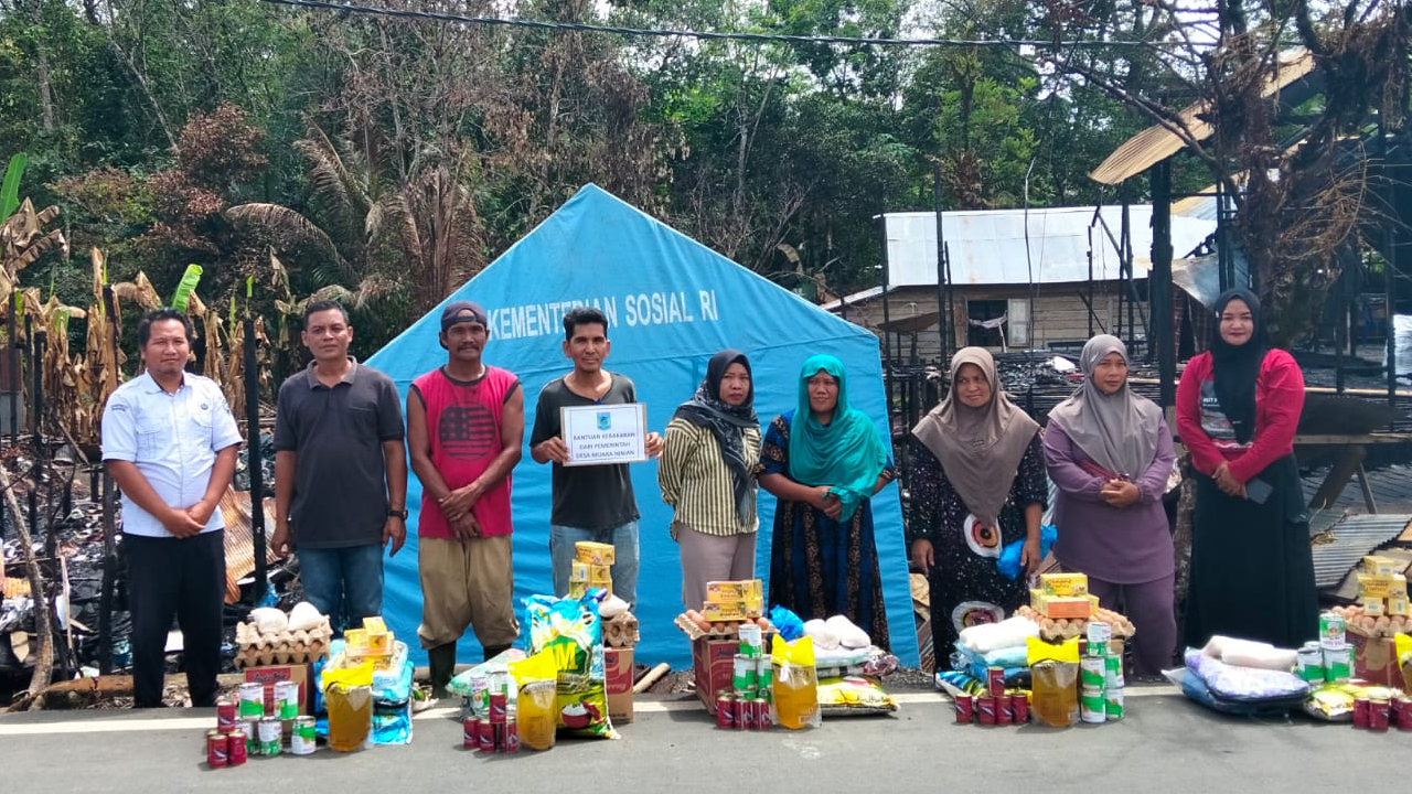 Pemdes Muara Ninian Salurkan Bantuan untuk Korban Kebakaran, Wujud Kepedulian bagi Warga Terdampak