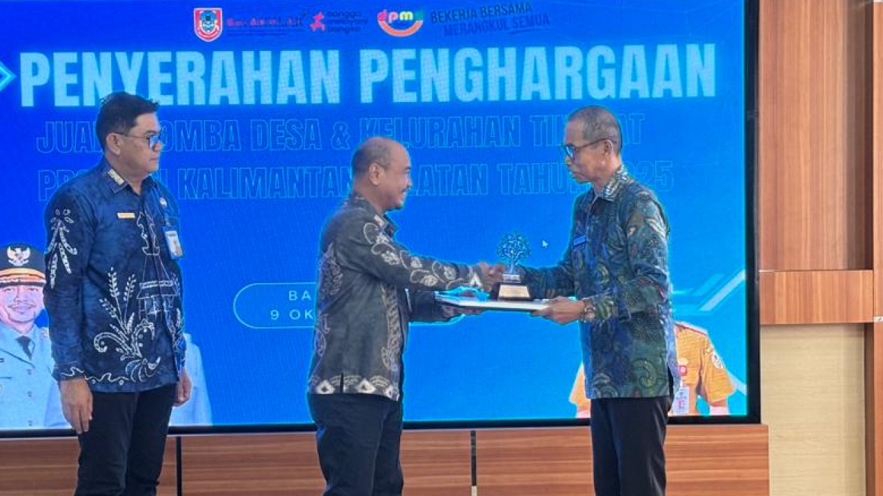 Desa Muara Jaya Terima Penghargaan pada Ajang Lomba Desa Tingkat Provinsi Kalimantan Selatan 2025