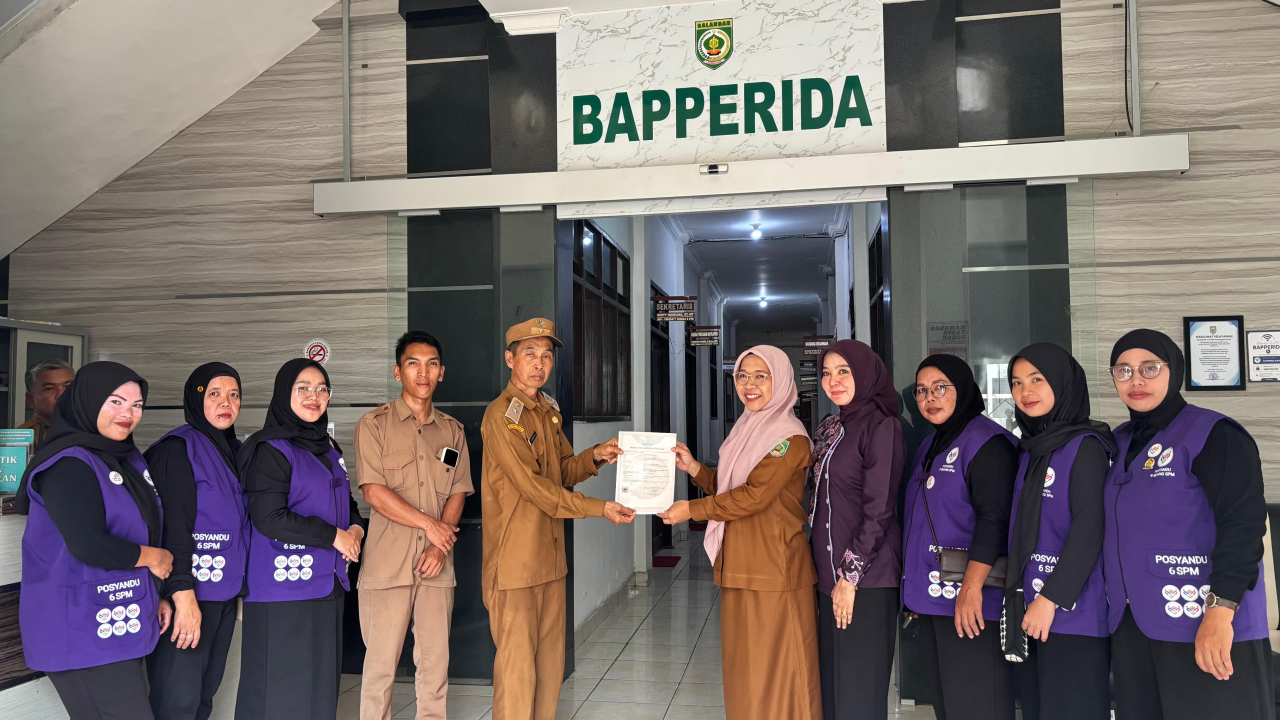 Desa Muara Jaya Perkuat Sinergi Posyandu 6 SPM melalui Koordinasi Lintas Dinas dan Penyerahan HKI Aplikasi SIPANDAI
