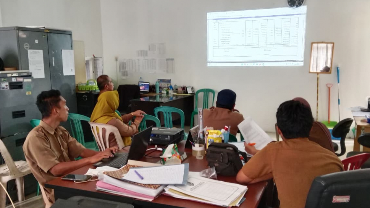 Evaluasi Perubahan APBDes Tahun Anggaran 2025 Desa Muara Jaya Dilaksanakan di Kecamatan Awayan