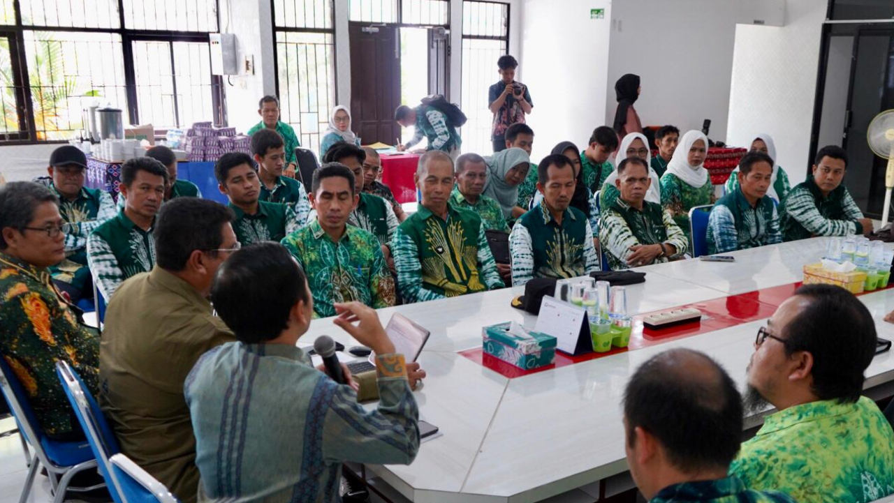 Desa Muara Jaya Ikuti Pelatihan Peningkatan Kapasitas Pelayanan Publik di Aula Ombudsman RI Kalsel,