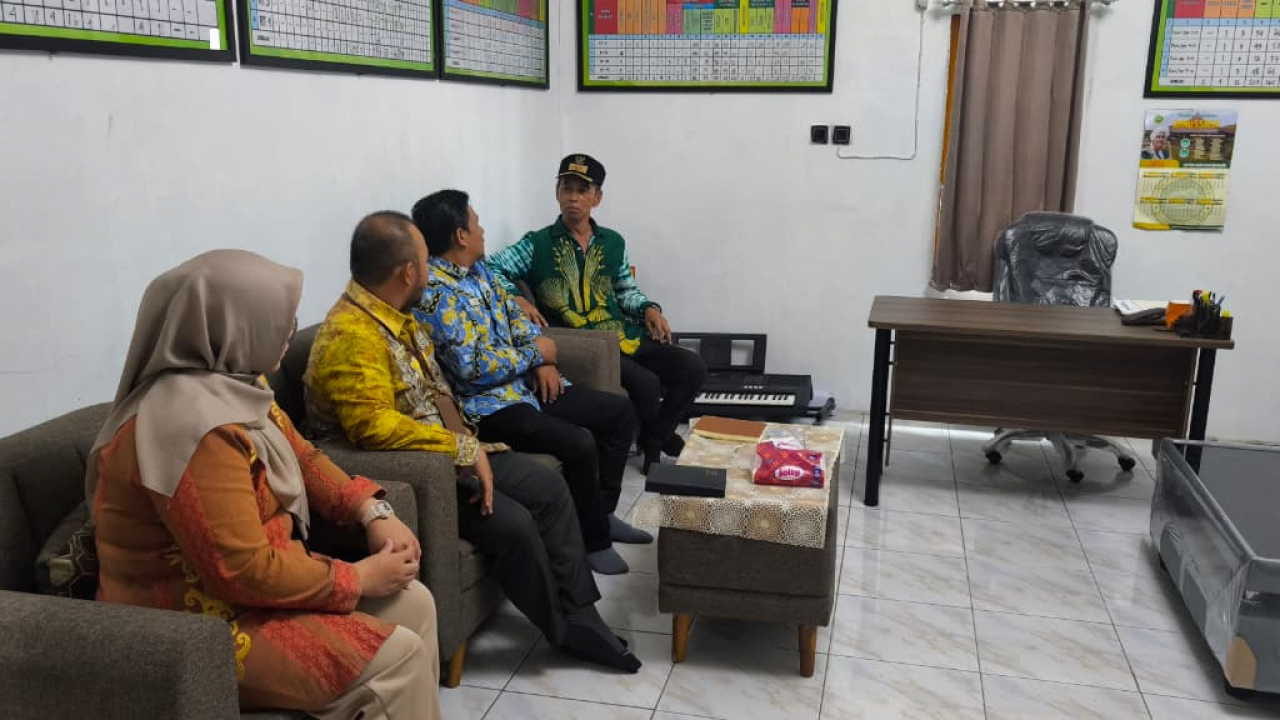 Ombudsman RI Perwakilan Kalimantan Selatan Kunjungi Desa Muara Jaya, Tinjau Pelayanan dan Infrastruktur Desa