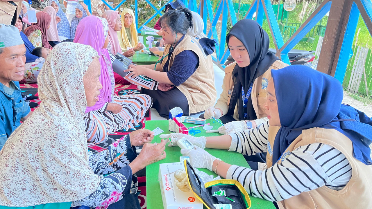 Mahasiswa KKN UMBJM Gelar Edukasi Penyakit Degeneratif dan Cek Kesehatan Gratis di Desa Balida