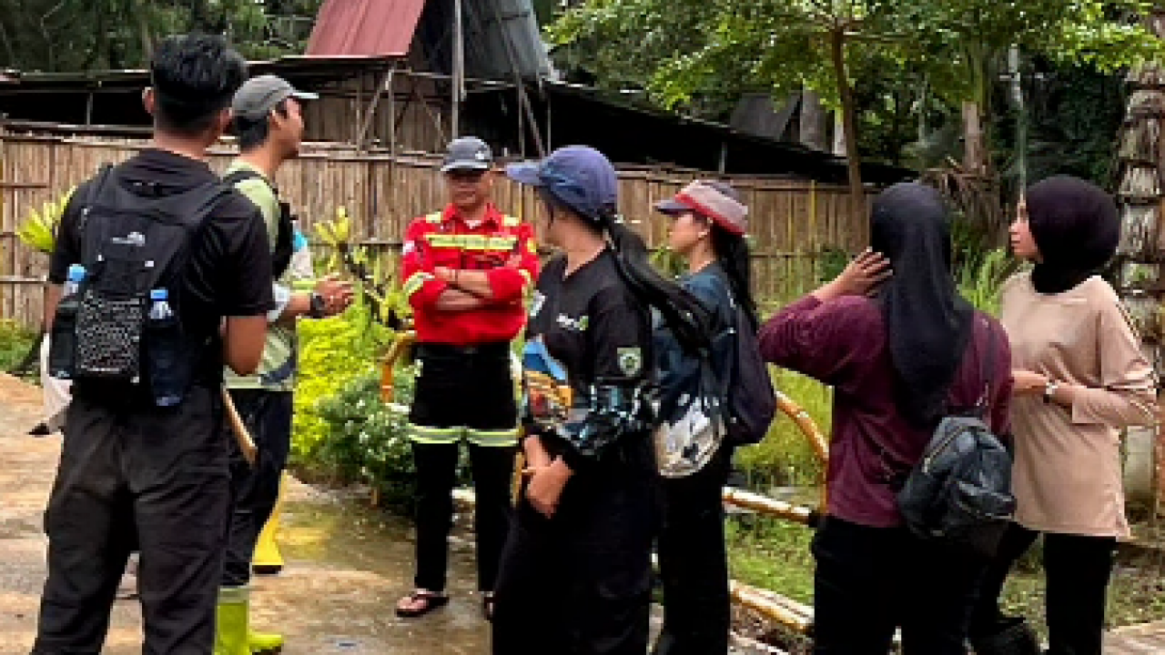 Eksplorasi Flora Ekoriparian Nungkaran, Desa Balida dan Komunitas Kariwaya Adventure Perkuat Kepedulian Lingkungan