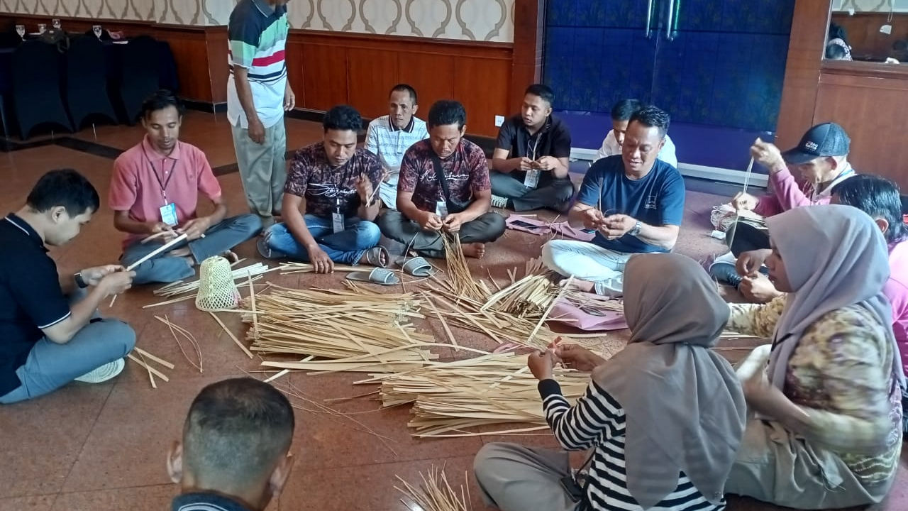 Perajin Desa Balida Ikuti Pelatihan Pengolahan Bambu se-Kalsel, Dorong Inovasi Kerajinan Berbasis Kearifan Lokal