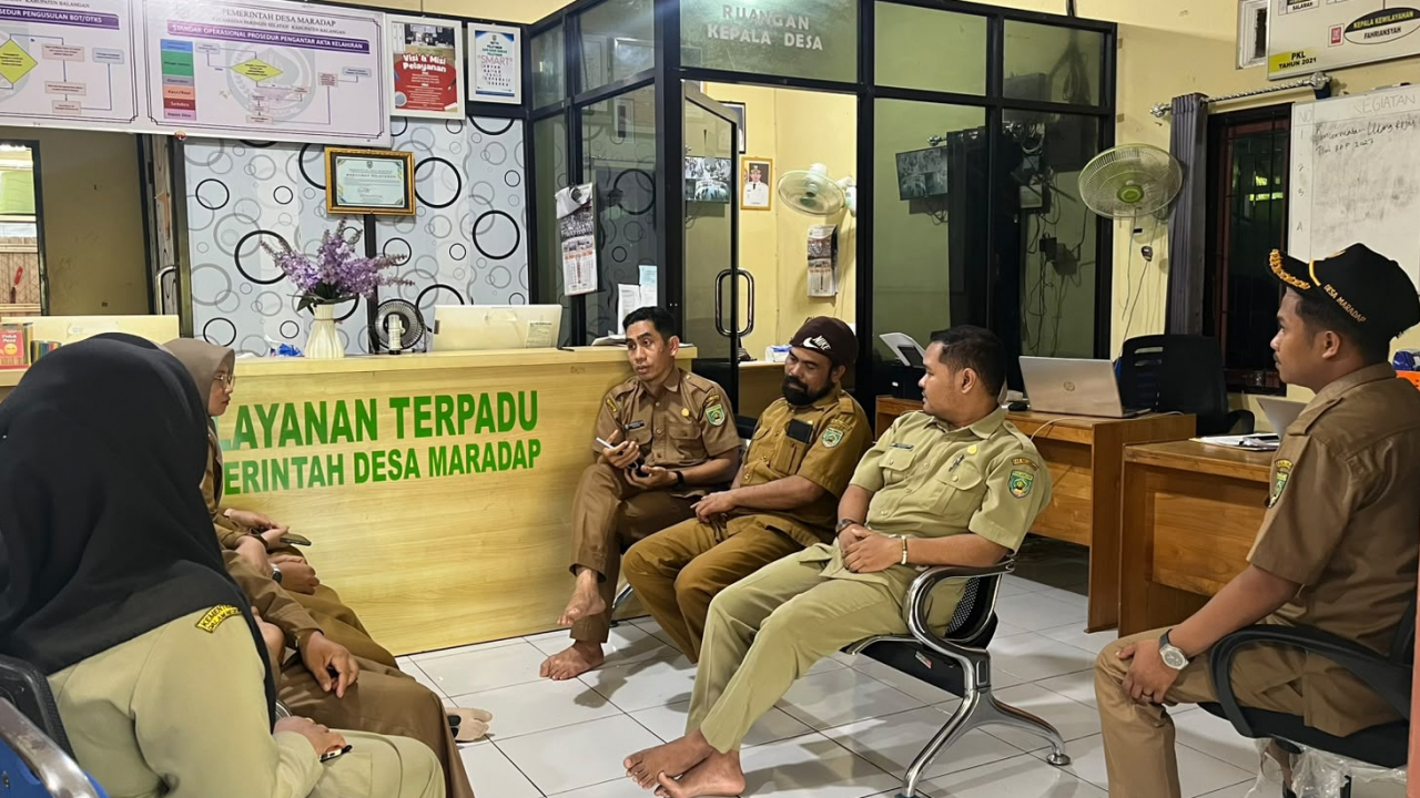 Rapat Koordinasi Bulanan Pemdes Maradap Bahas Evaluasi Kinerja dan Persiapan Pembangunan Tahun 2027